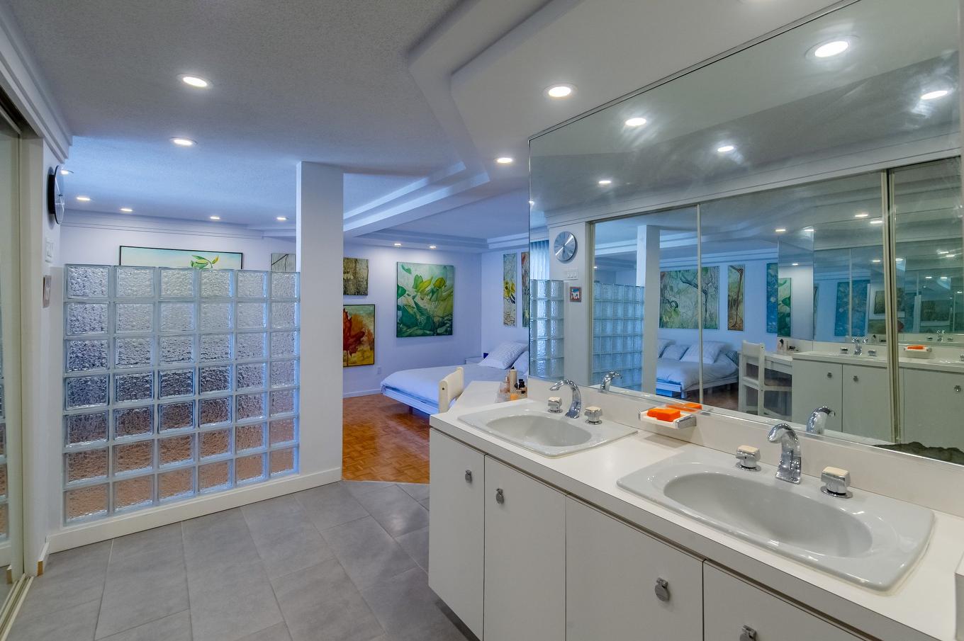 Ensuite bathroom - 1620 Crois. Rousseau, Brossard, QC - Indoor Photo Showing Bathroom