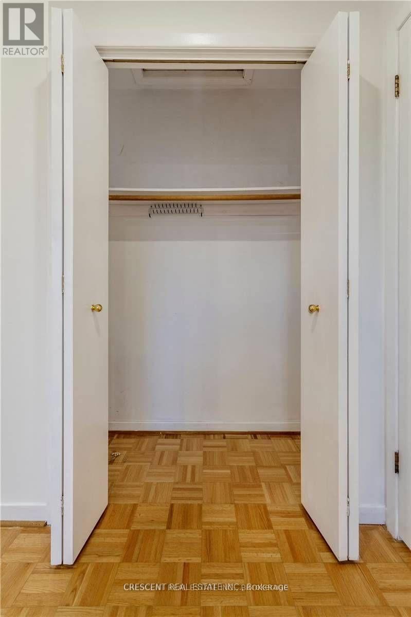 Upper - 4036 Dunmow Crescent, Mississauga, ON - Indoor Photo Showing Other Room