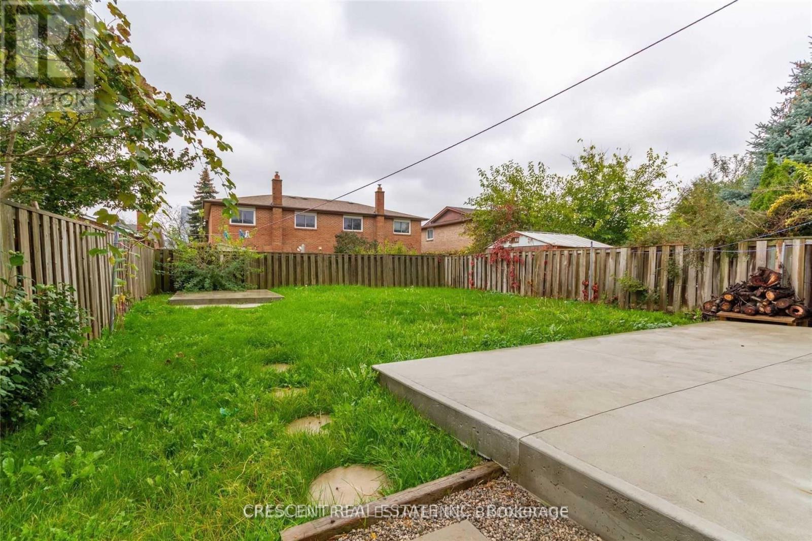Upper - 4036 Dunmow Crescent, Mississauga, ON - Outdoor