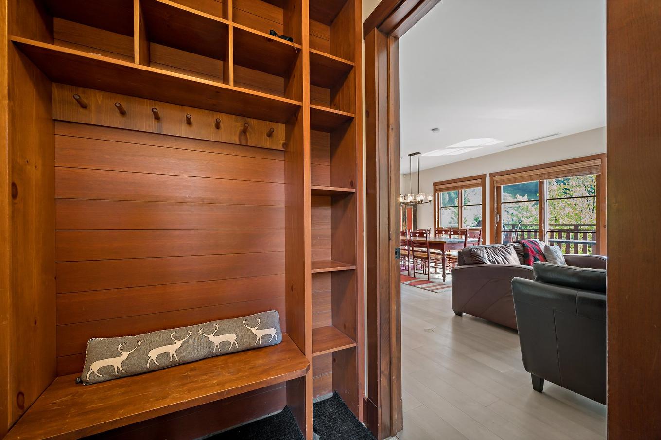 Hall - 6-1520 Ch. Du Versant-Soleil, Mont-Tremblant, QC - Indoor Photo Showing Other Room