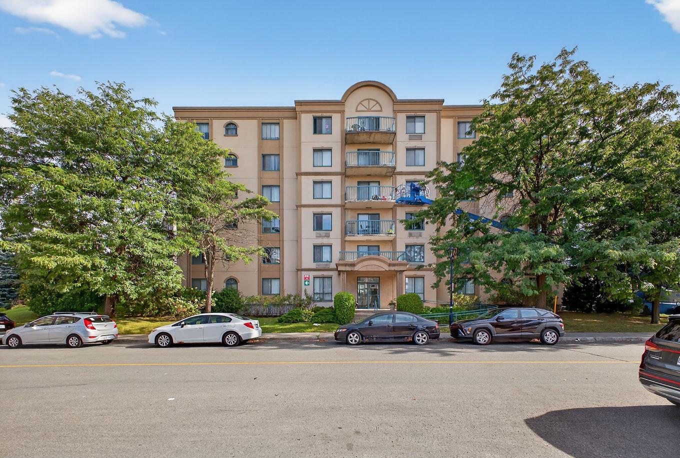 Façade - 503-2075 Rue Caroline-Béique, Montréal (Ahuntsic-Cartierville), QC - Outdoor With Balcony With Facade