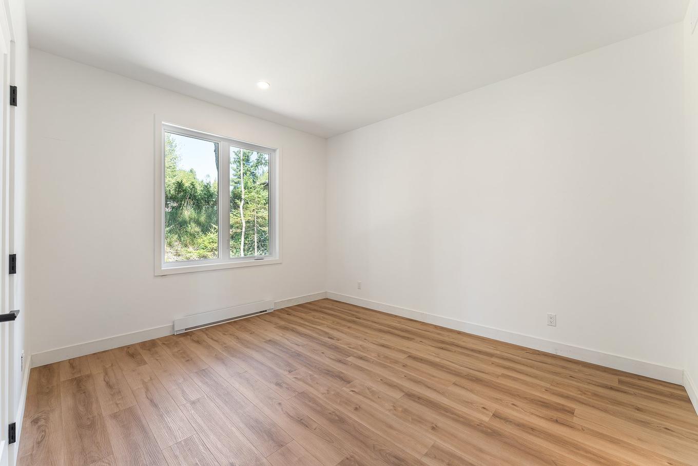 Chambre à coucher principale - 410 Ch. Southière, Magog, QC - Indoor Photo Showing Other Room