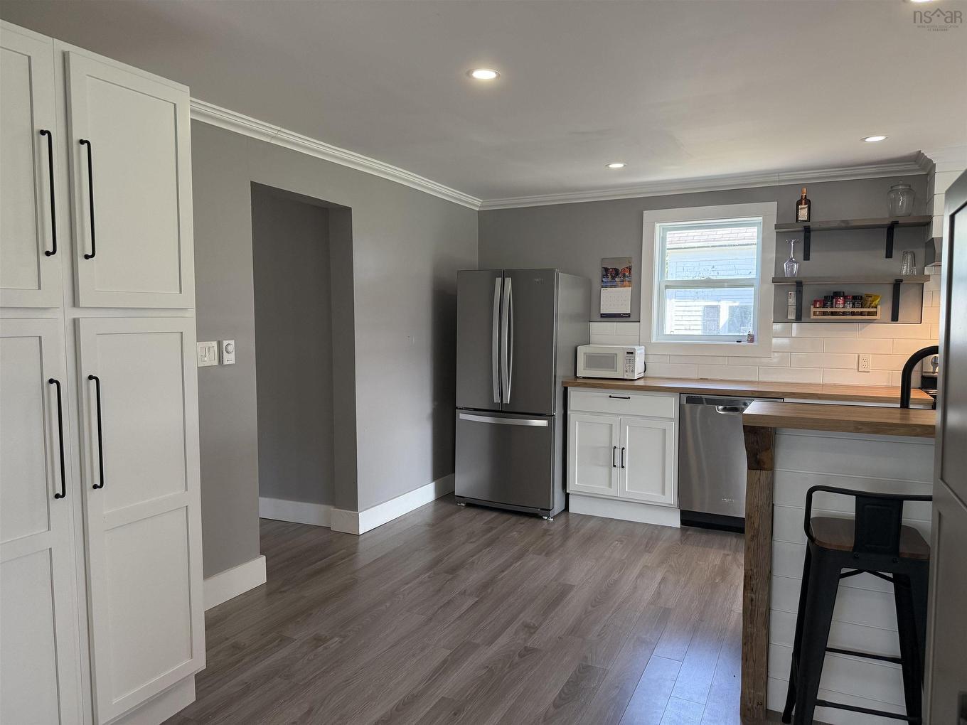 1044 Highway 335, Middle West Pubnico, NS