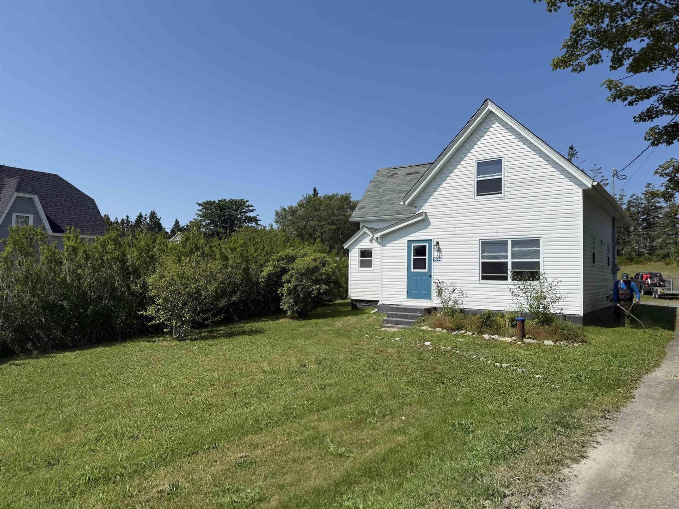 1044 Highway 335, Middle West Pubnico, NS