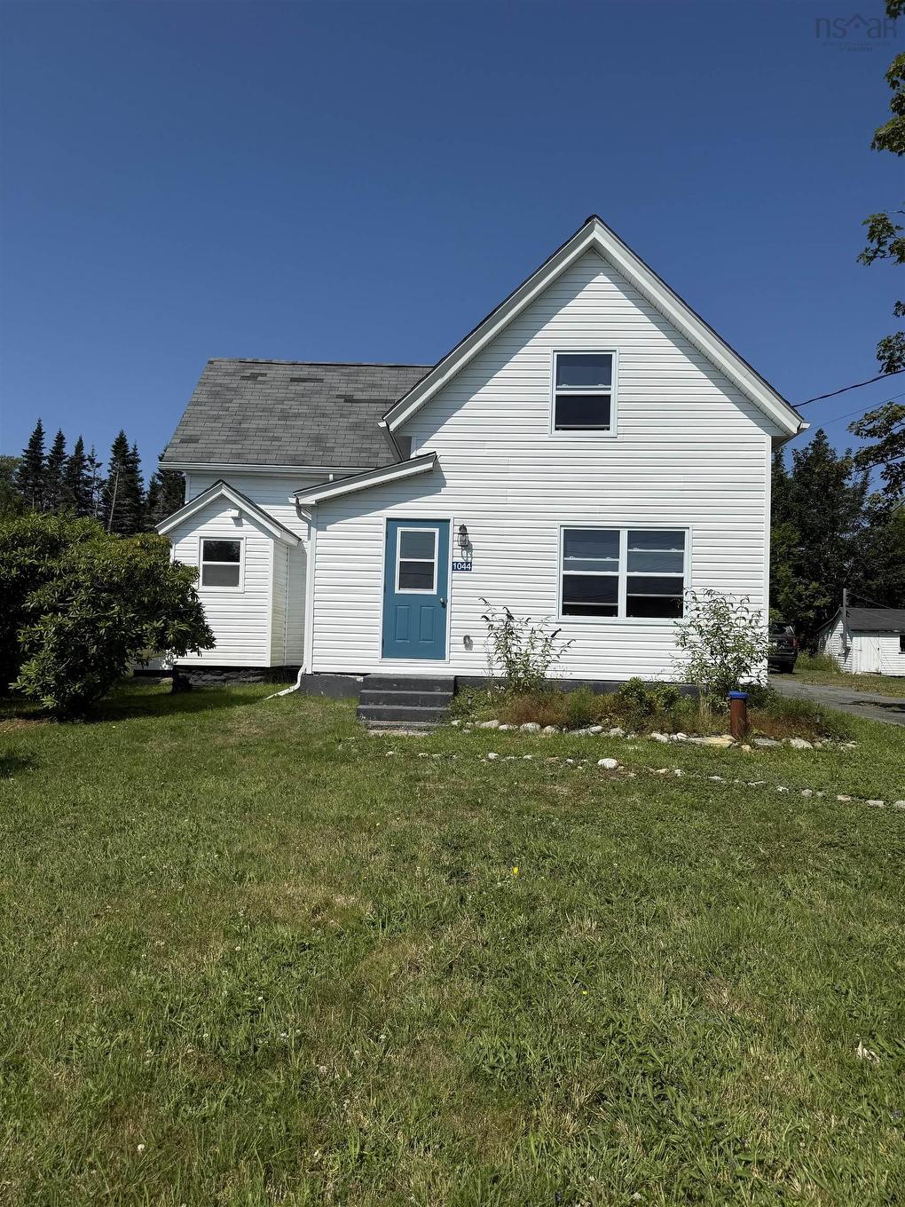 1044 Highway 335, Middle West Pubnico, NS