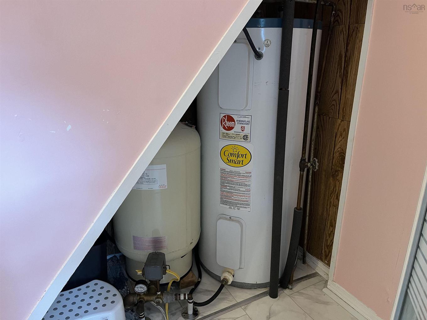 607 Highway 2, Lower Five Islands, NS