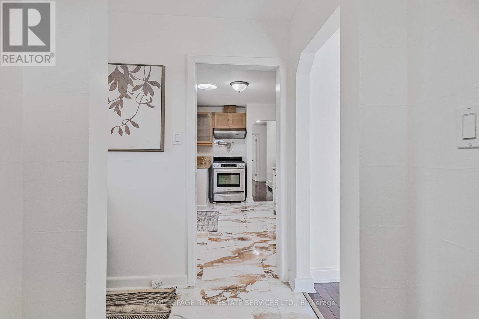 2143 Mountainside Drive, Burlington, ON - Photo Showing Other Room