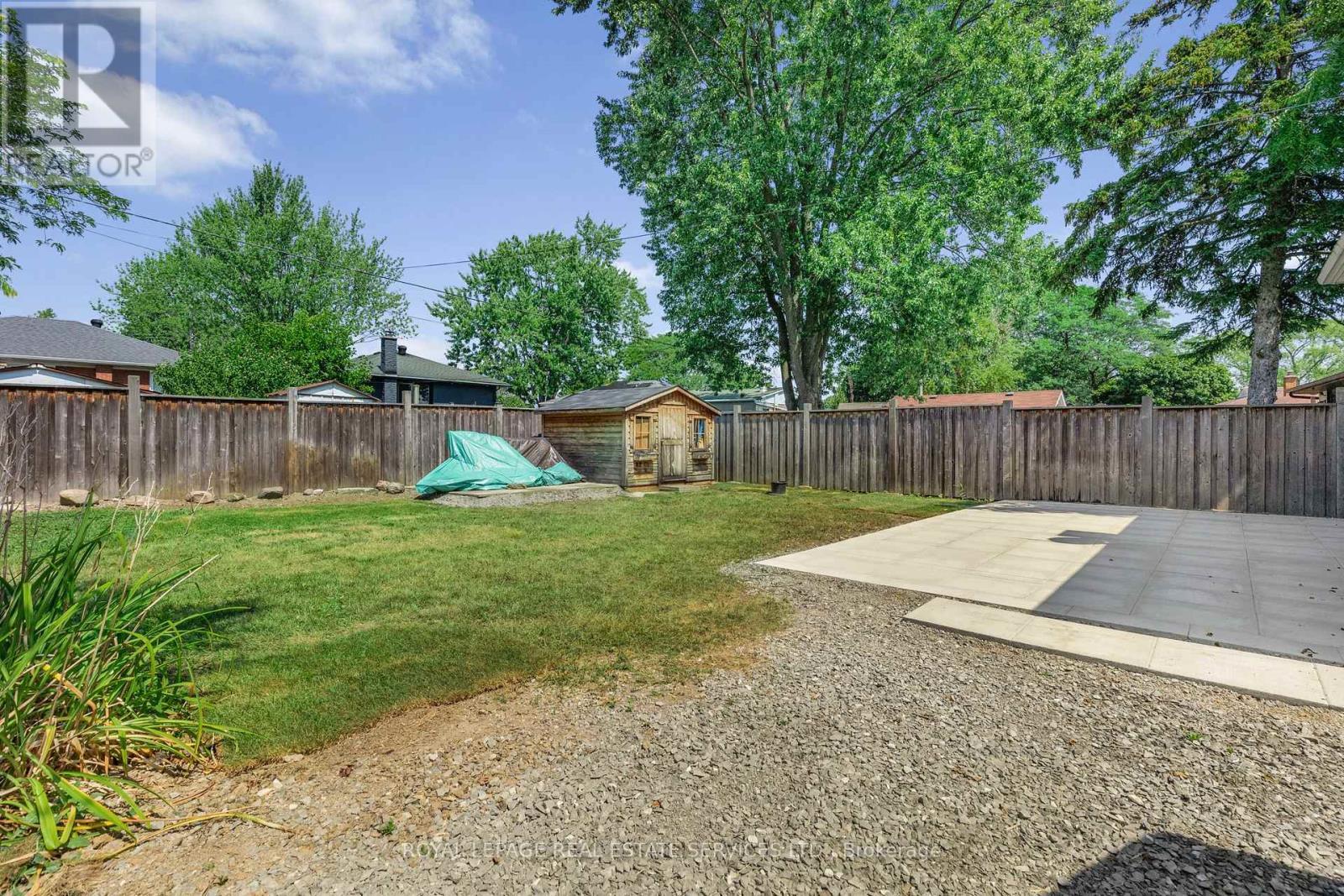 2143 Mountainside Drive, Burlington, ON - Outdoor