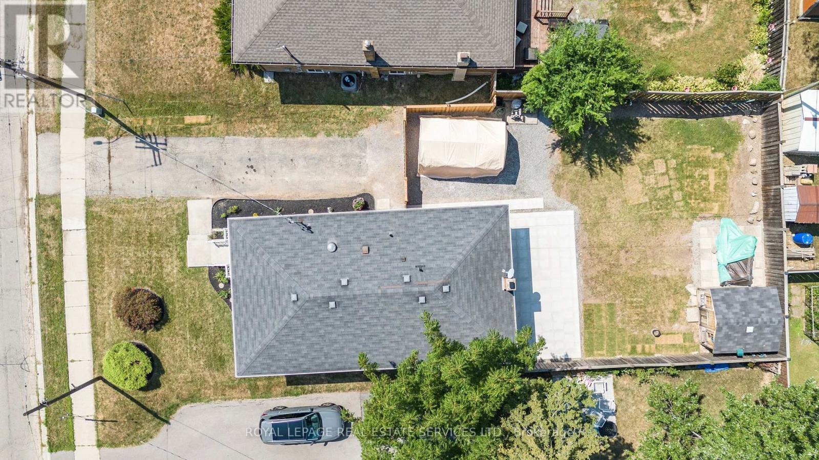 2143 Mountainside Drive, Burlington, ON - Outdoor