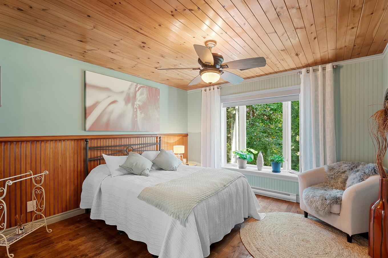 Bedroom - 1566 Rue Monette, Val-David, QC - Indoor Photo Showing Bedroom