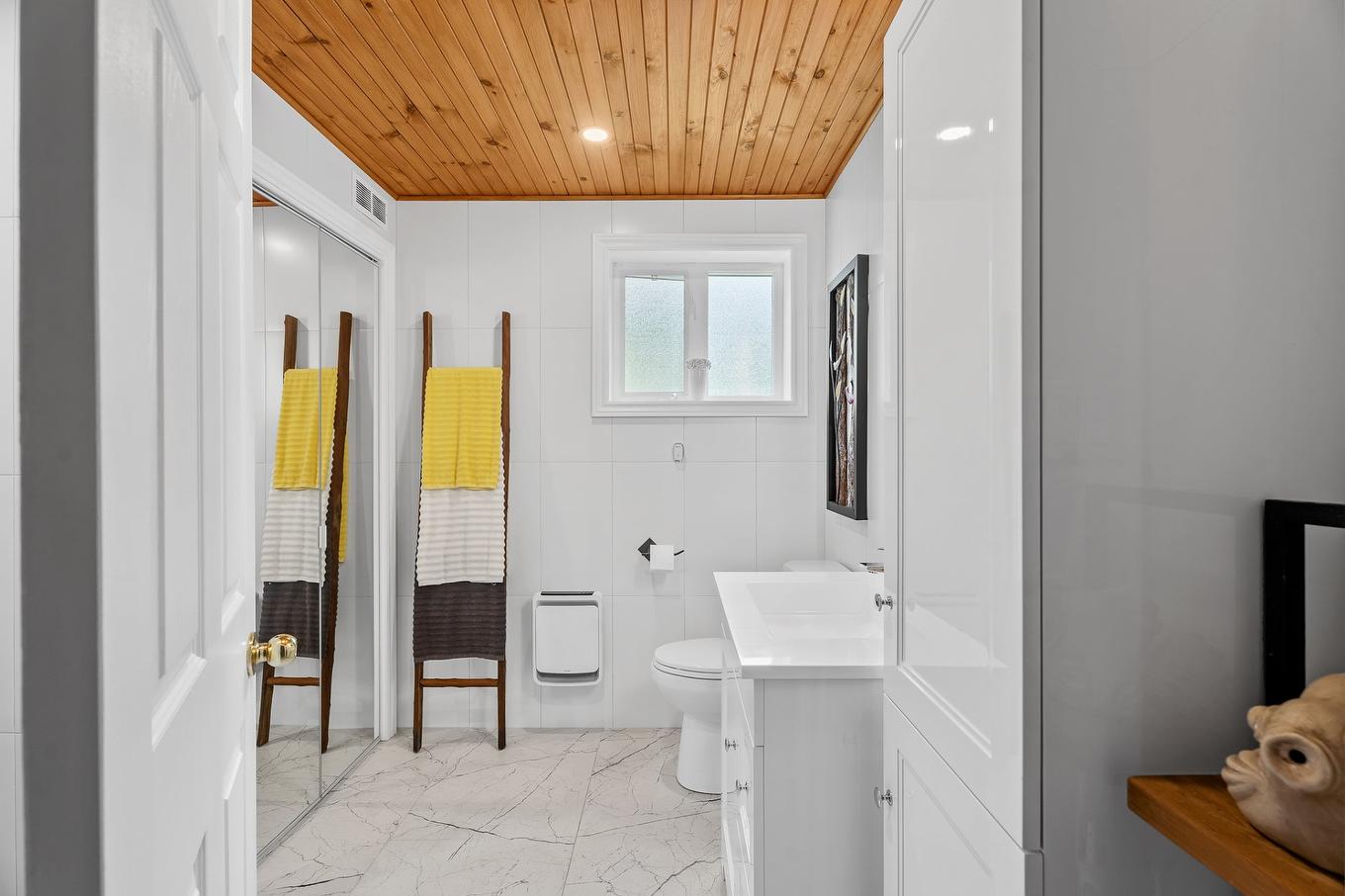 Bathroom - 1566 Rue Monette, Val-David, QC - Indoor Photo Showing Bathroom