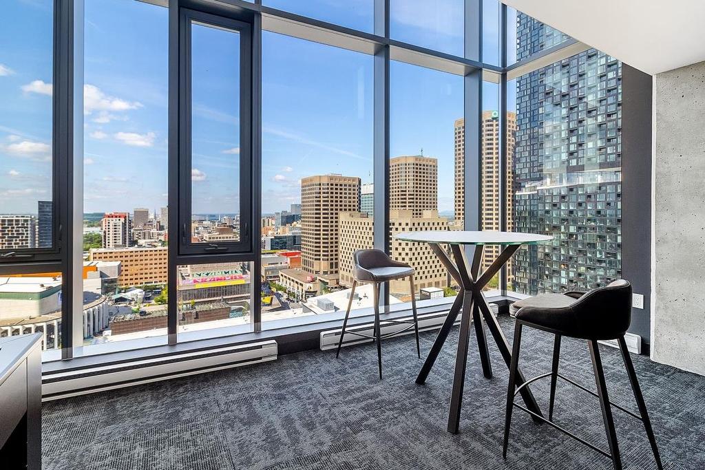 Salle communautaire - 2002-360 Rue Mayor, Montréal (Ville-Marie), QC - Indoor Photo Showing Other Room