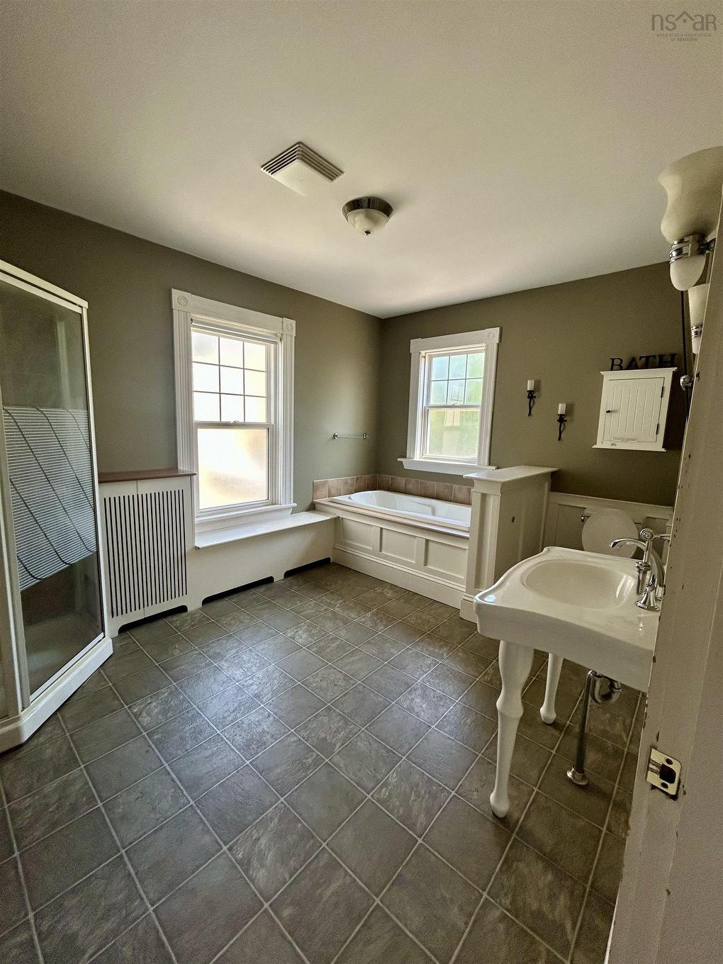 346 Townsend St., Sydney, NS