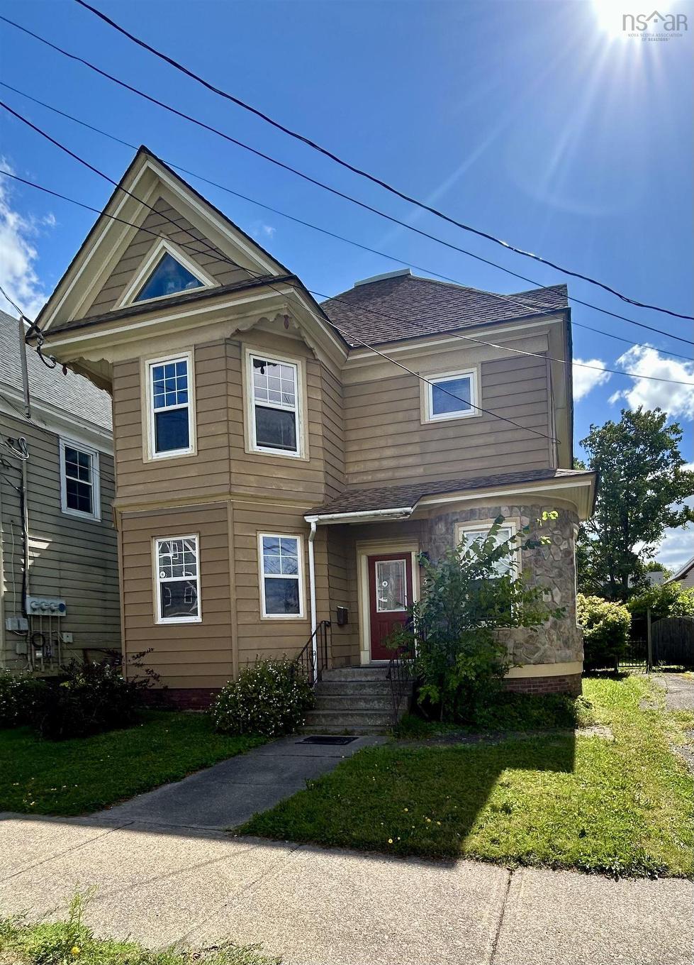 346 Townsend St., Sydney, NS
