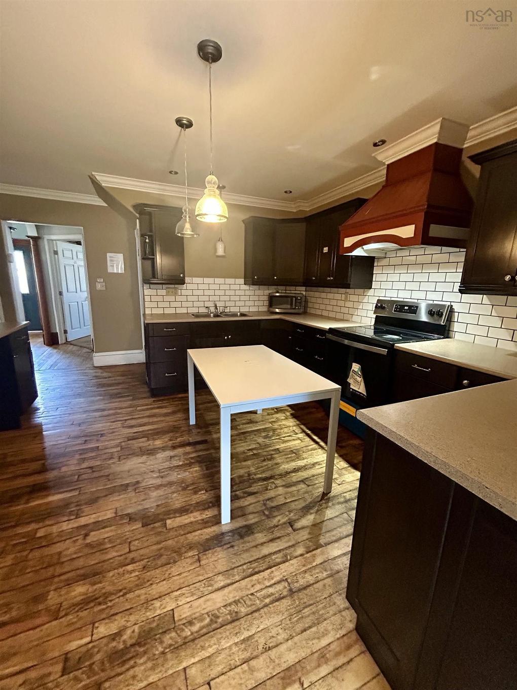 346 Townsend St., Sydney, NS