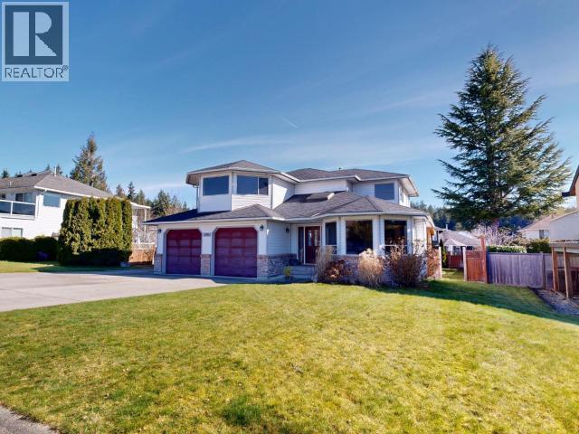 3396 Cariboo Ave, Powell River, BC - Outdoor With Facade