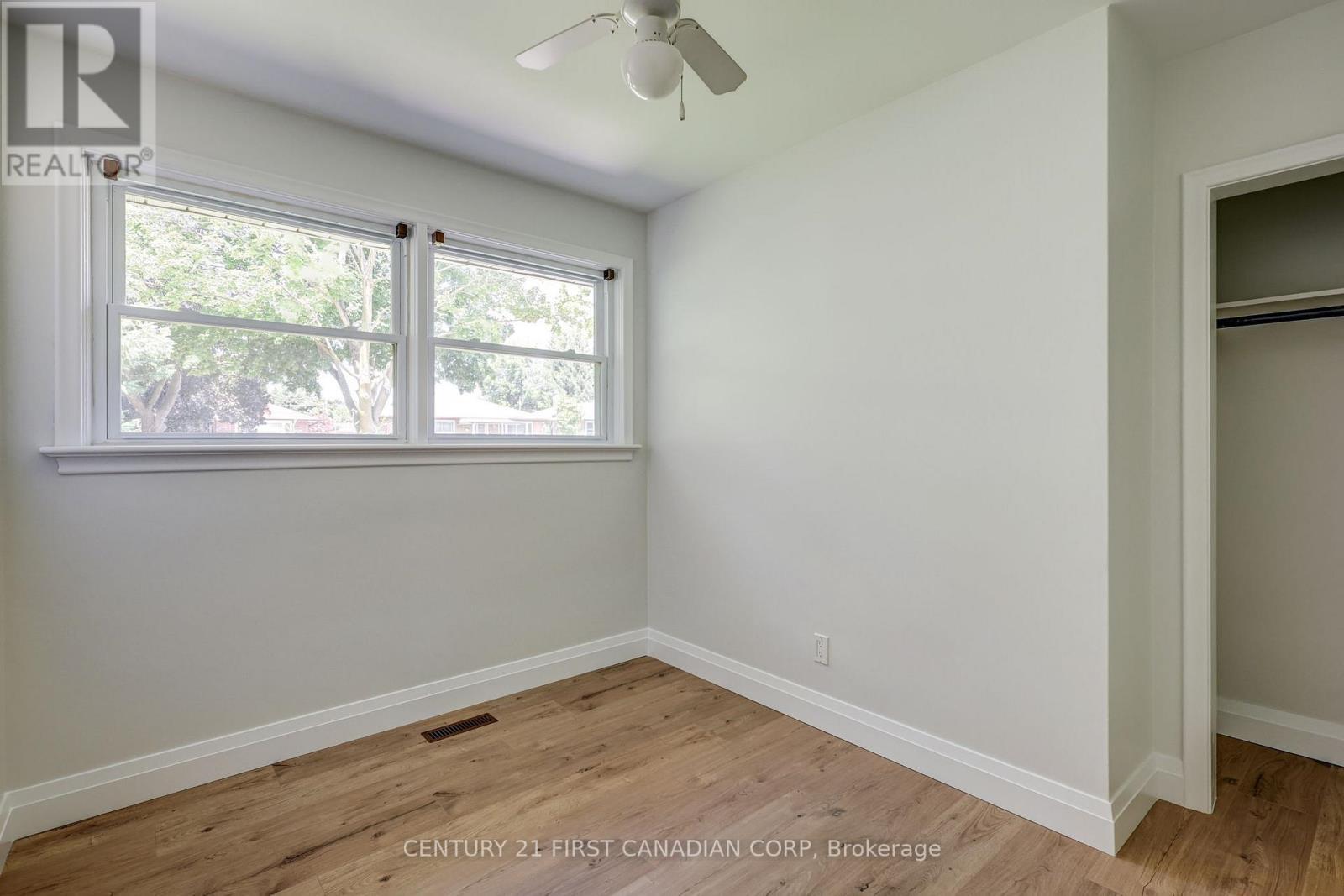 1805 Whitehall Drive, London East (East H), ON - Indoor Photo Showing Other Room