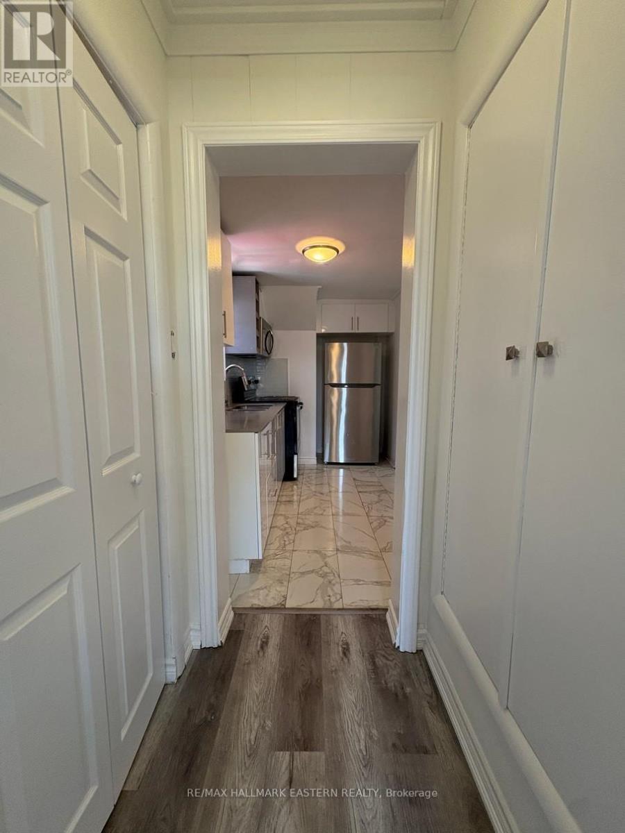 #1 - 581 Paterson Street, Peterborough Central (South), ON - Indoor Photo Showing Other Room