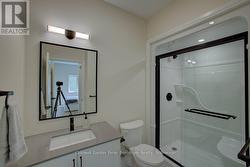 Lovely ensuite bathroom off Primary Bedroom -