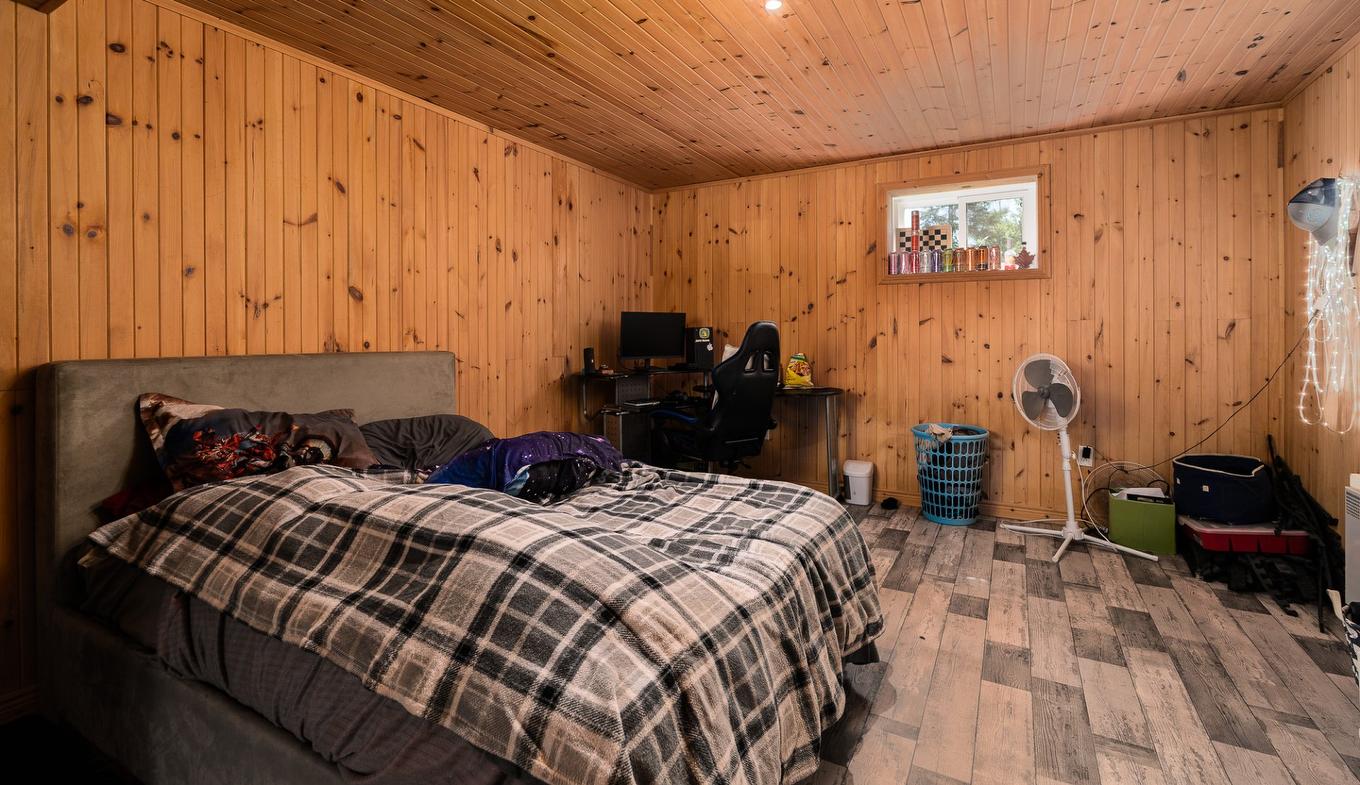 Bureau - 54 Ch. Du Pont-Rouge, Grand-Remous, QC - Indoor Photo Showing Bedroom