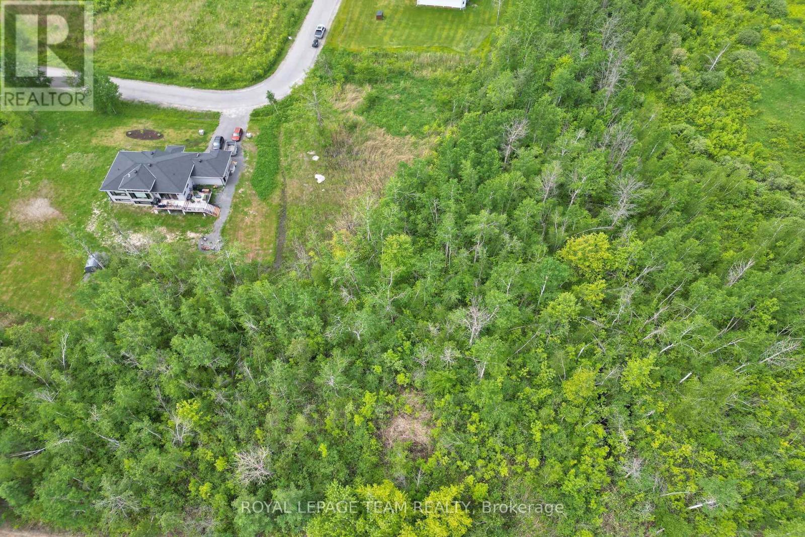 17 Rideau Crossing Crescent, North Grenville, ON