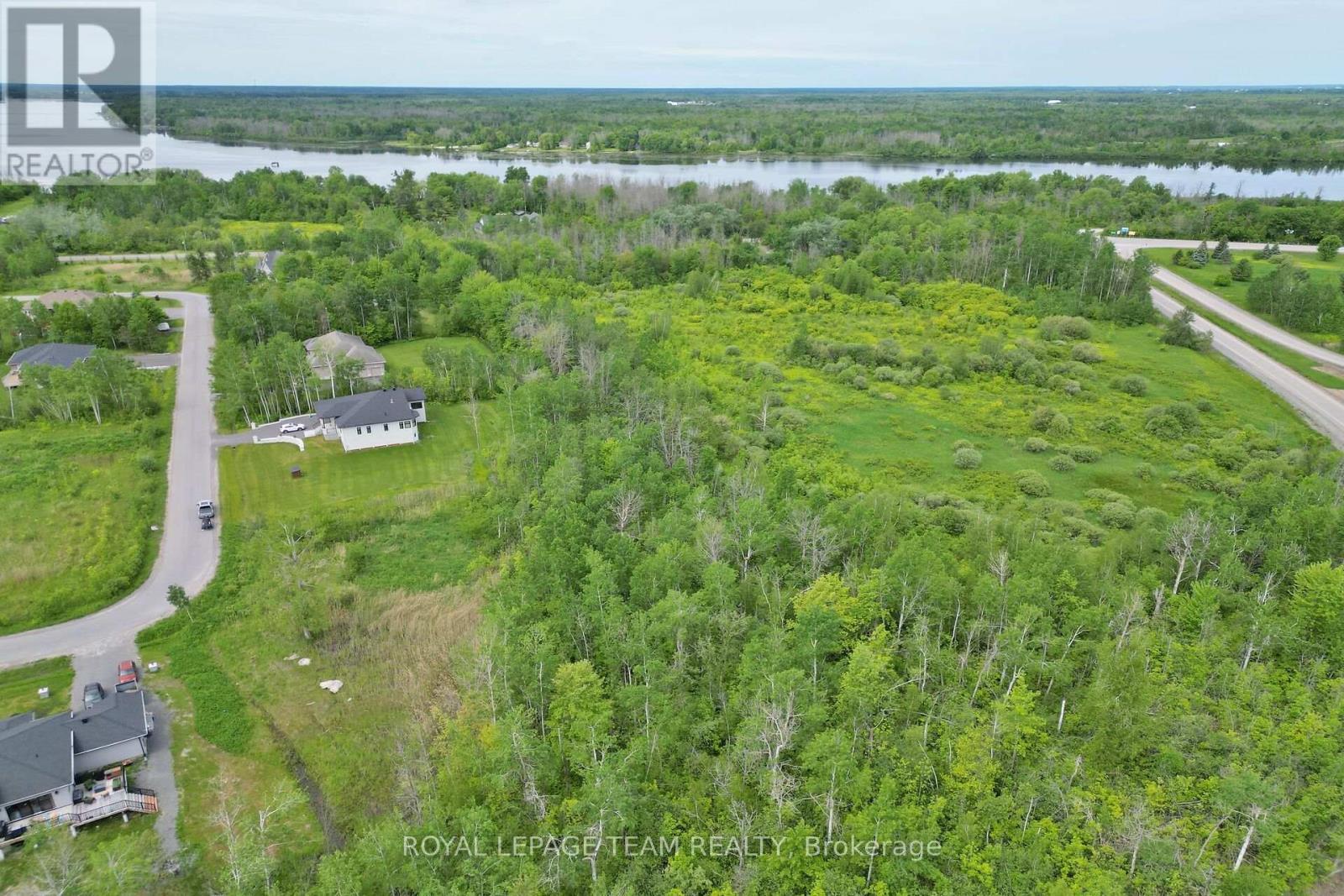 17 Rideau Crossing Crescent, North Grenville, ON