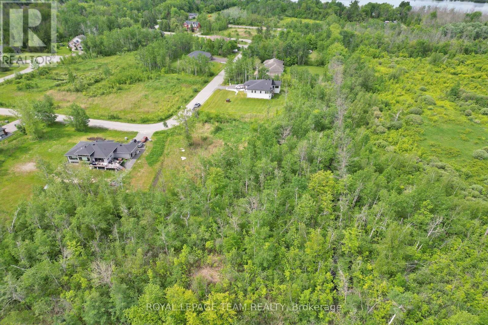 17 Rideau Crossing Crescent, North Grenville, ON