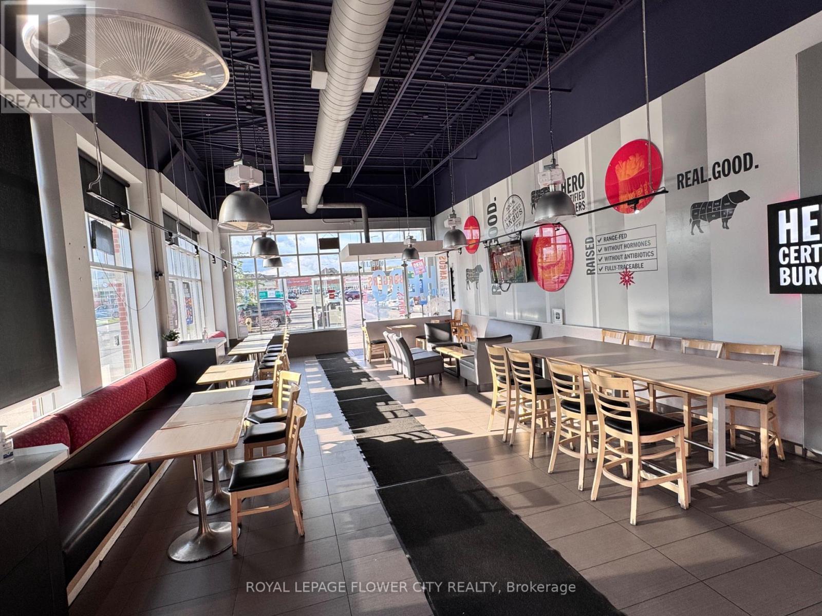 1380 Major Mackenzie Drive W, Vaughan, ON