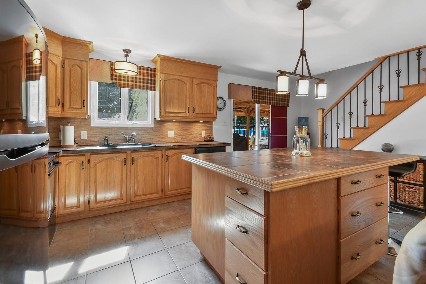 Cuisine - 31 Av. De Médoc, Candiac, QC - Indoor Photo Showing Kitchen