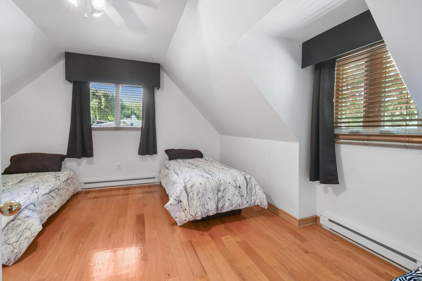 Chambre à coucher - 31 Av. De Médoc, Candiac, QC - Indoor Photo Showing Bedroom