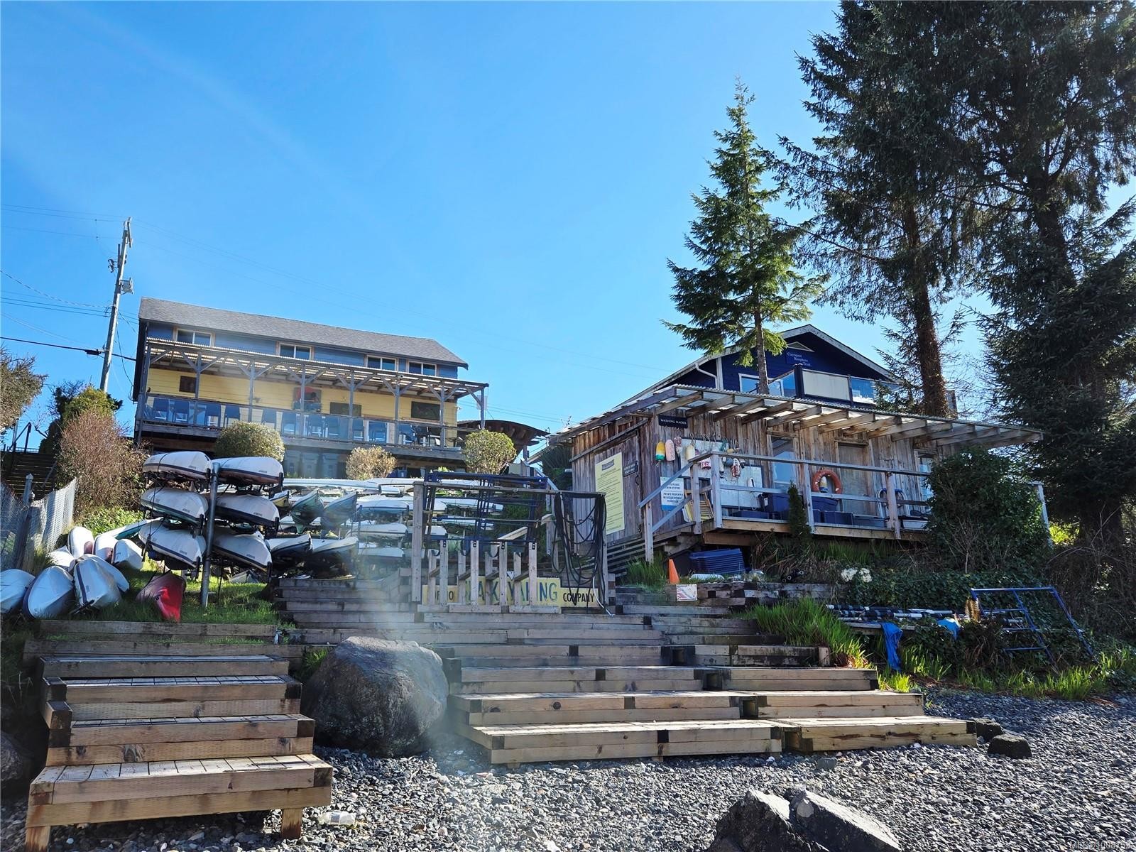 320 Main St, Tofino, BC