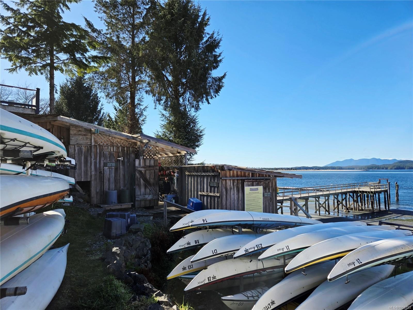 320 Main St, Tofino, BC