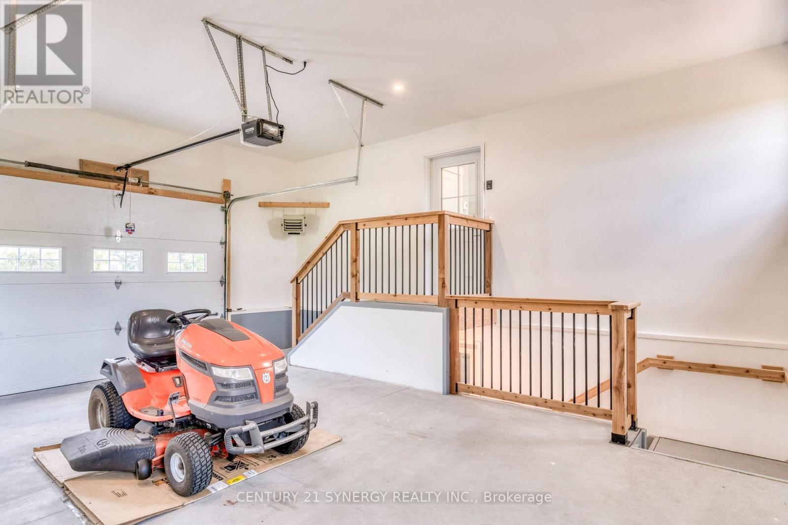 938 Drummond Concession 1 Concession, Drummond/North Elmsley, ON - Indoor Photo Showing Garage