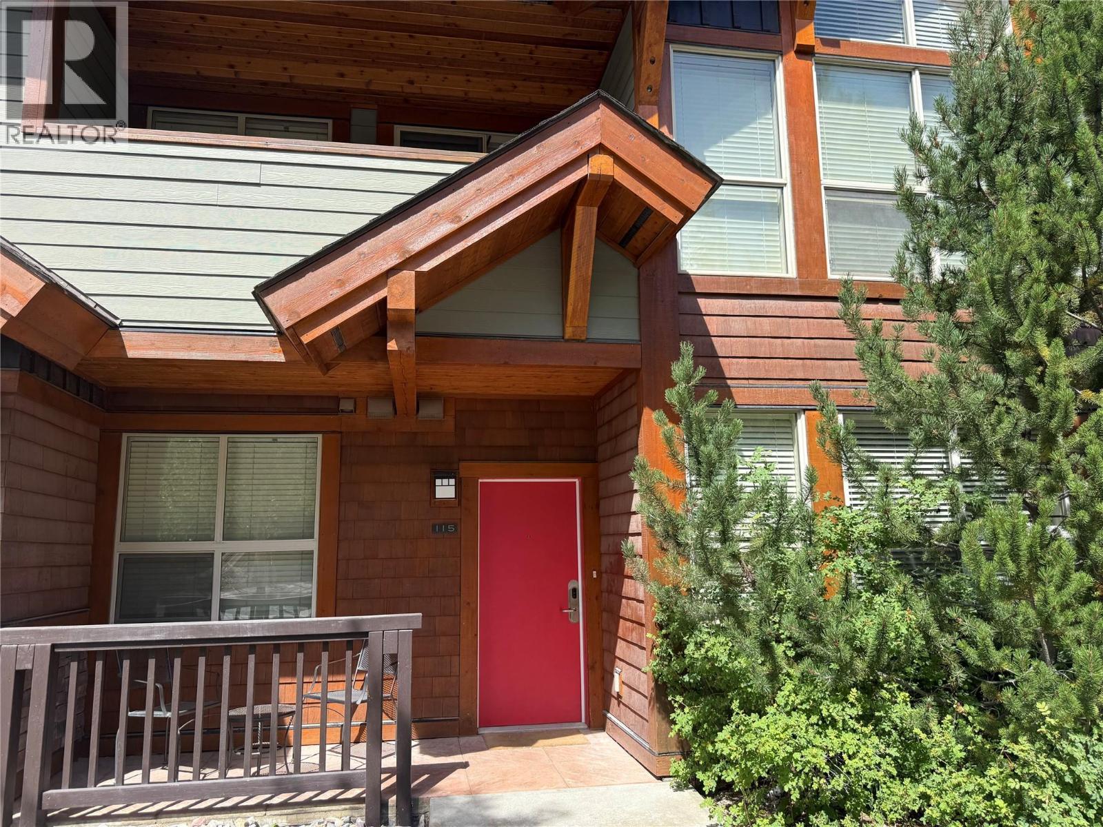 2049 Summit Drive Unit# 115D, Panorama, BC - Outdoor With Exterior