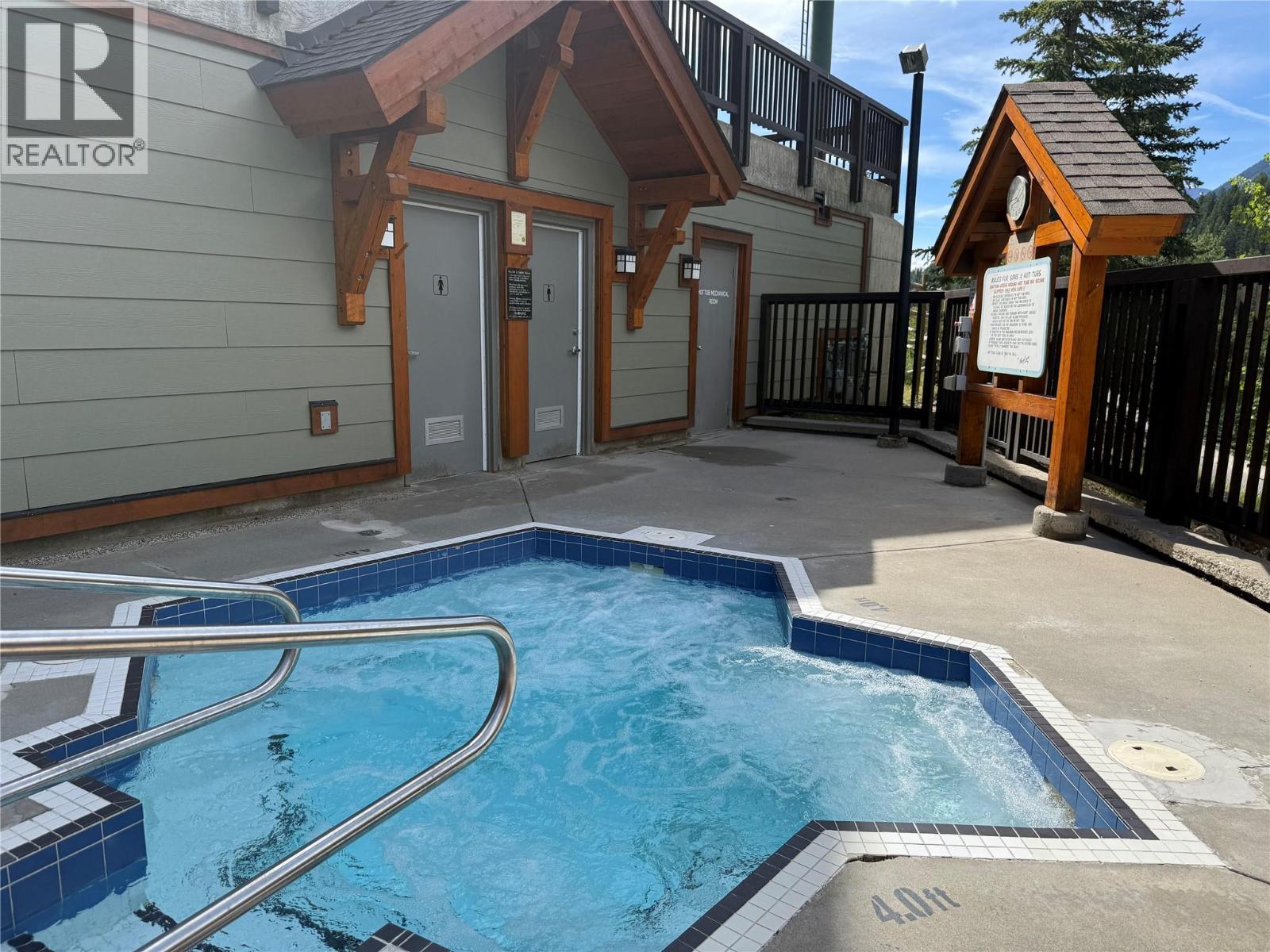 The lookout Hot Tub - 2049 Summit Drive Unit# 115D, Panorama, BC - Outdoor With In Ground Pool With Exterior