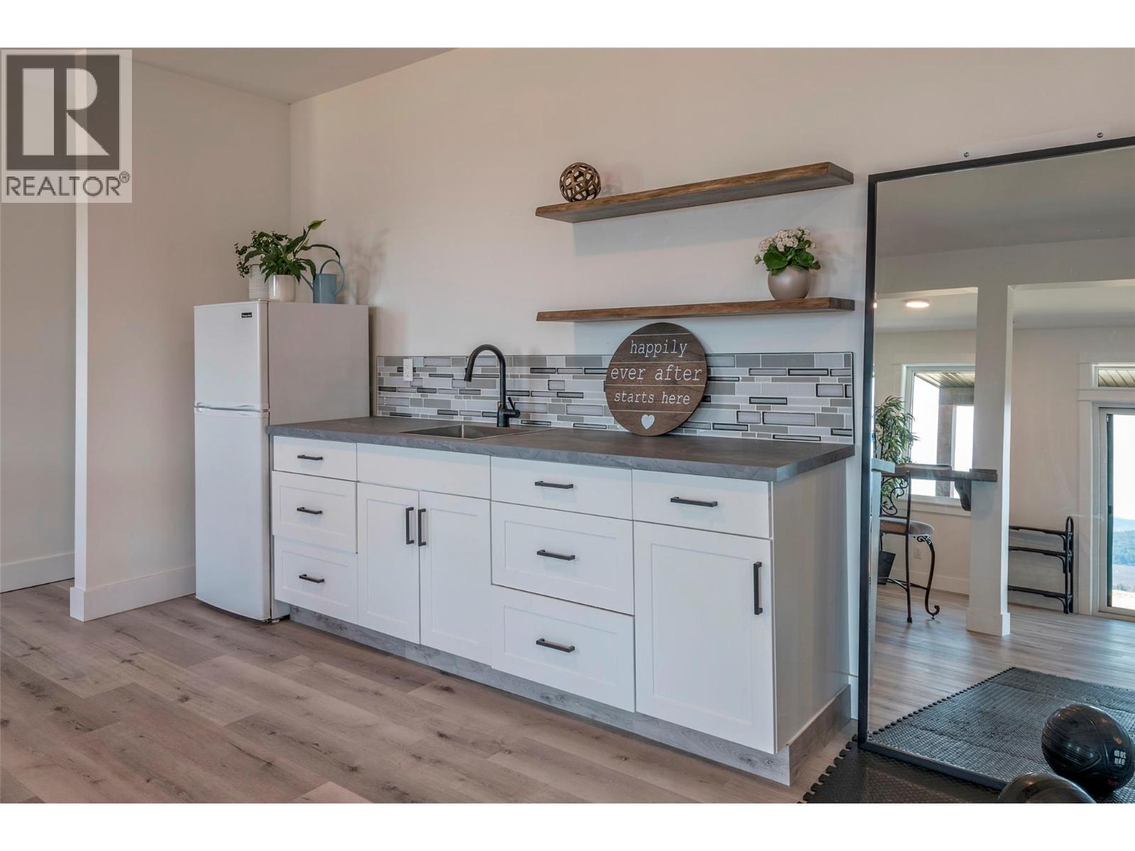 123 Ranchland Place, Coldstream, BC - Indoor