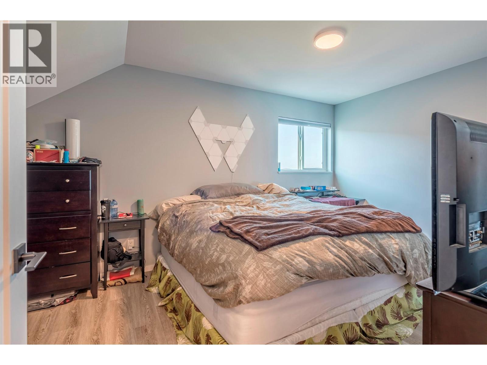 123 Ranchland Place, Coldstream, BC - Indoor Photo Showing Bedroom