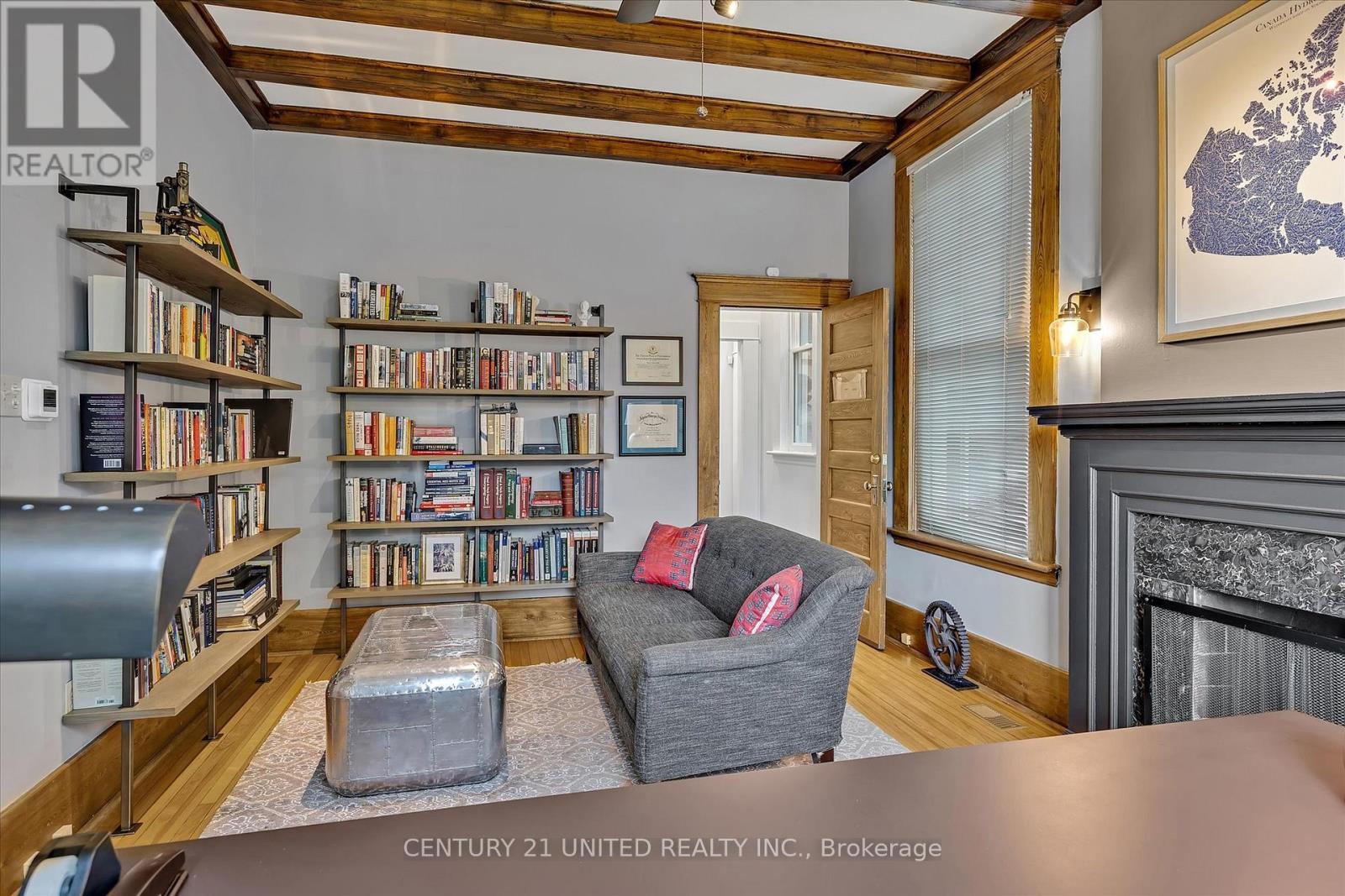 318 Stewart Street, Peterborough (Town Ward 3), ON