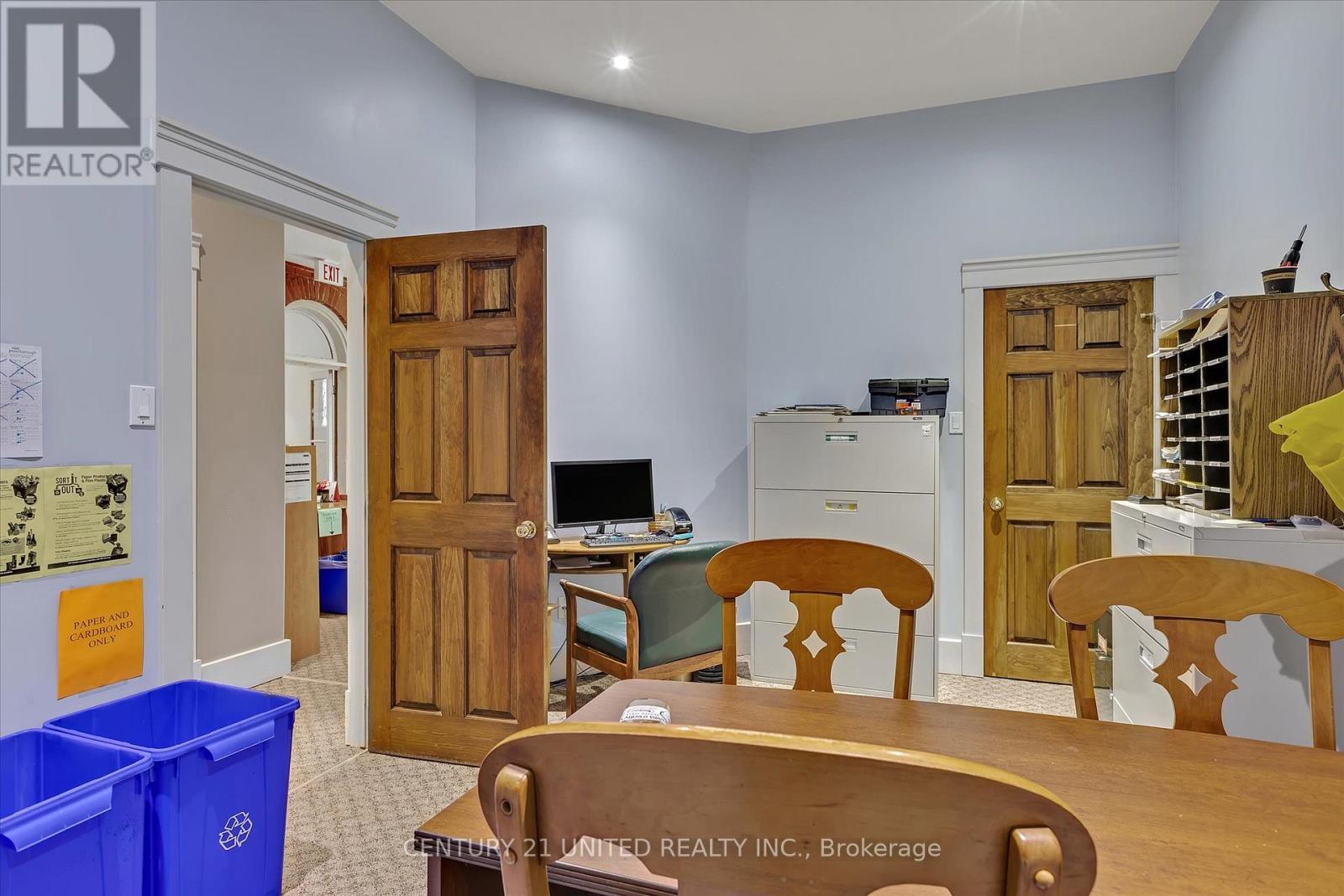 318 Stewart Street, Peterborough (Town Ward 3), ON