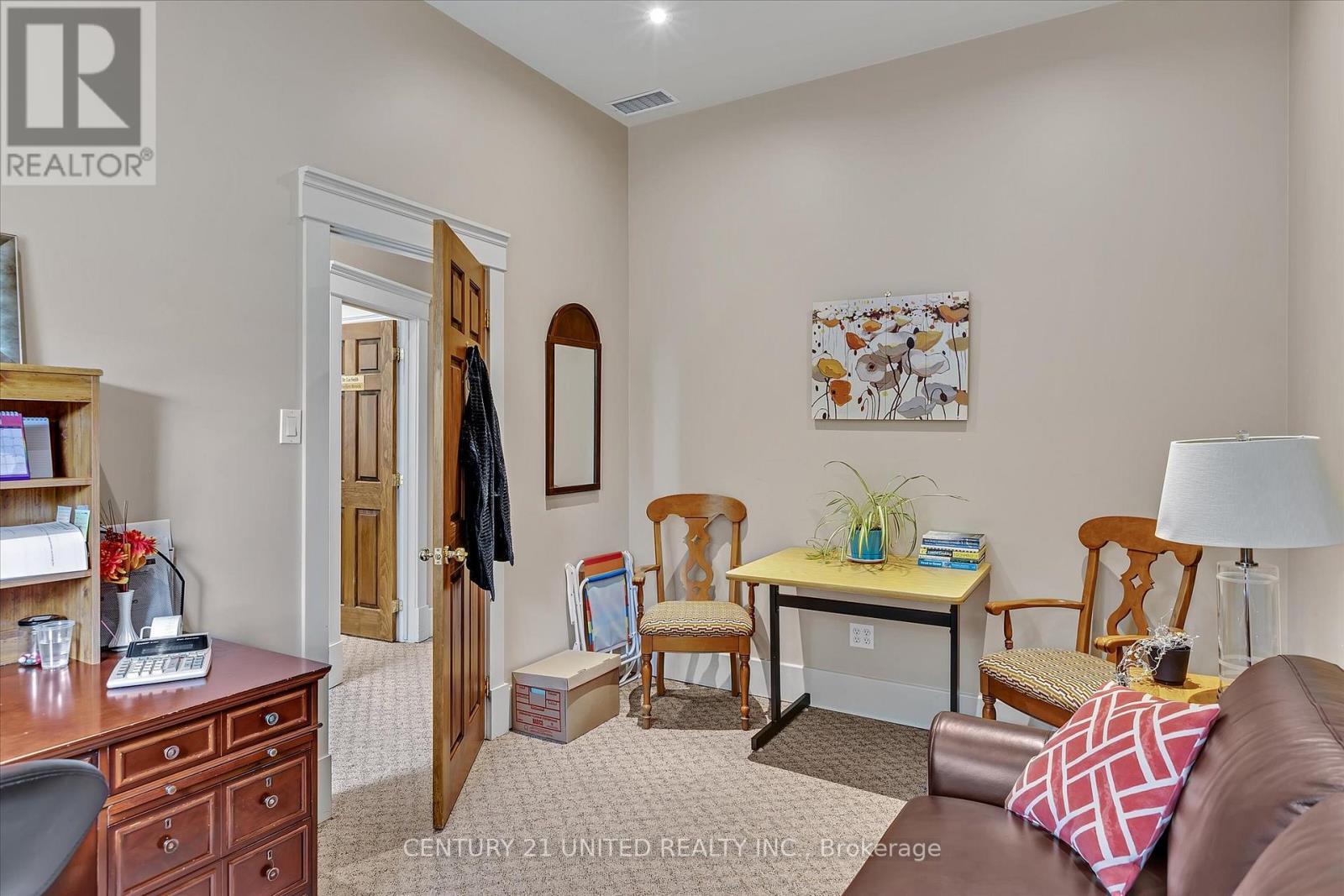 318 Stewart Street, Peterborough (Town Ward 3), ON