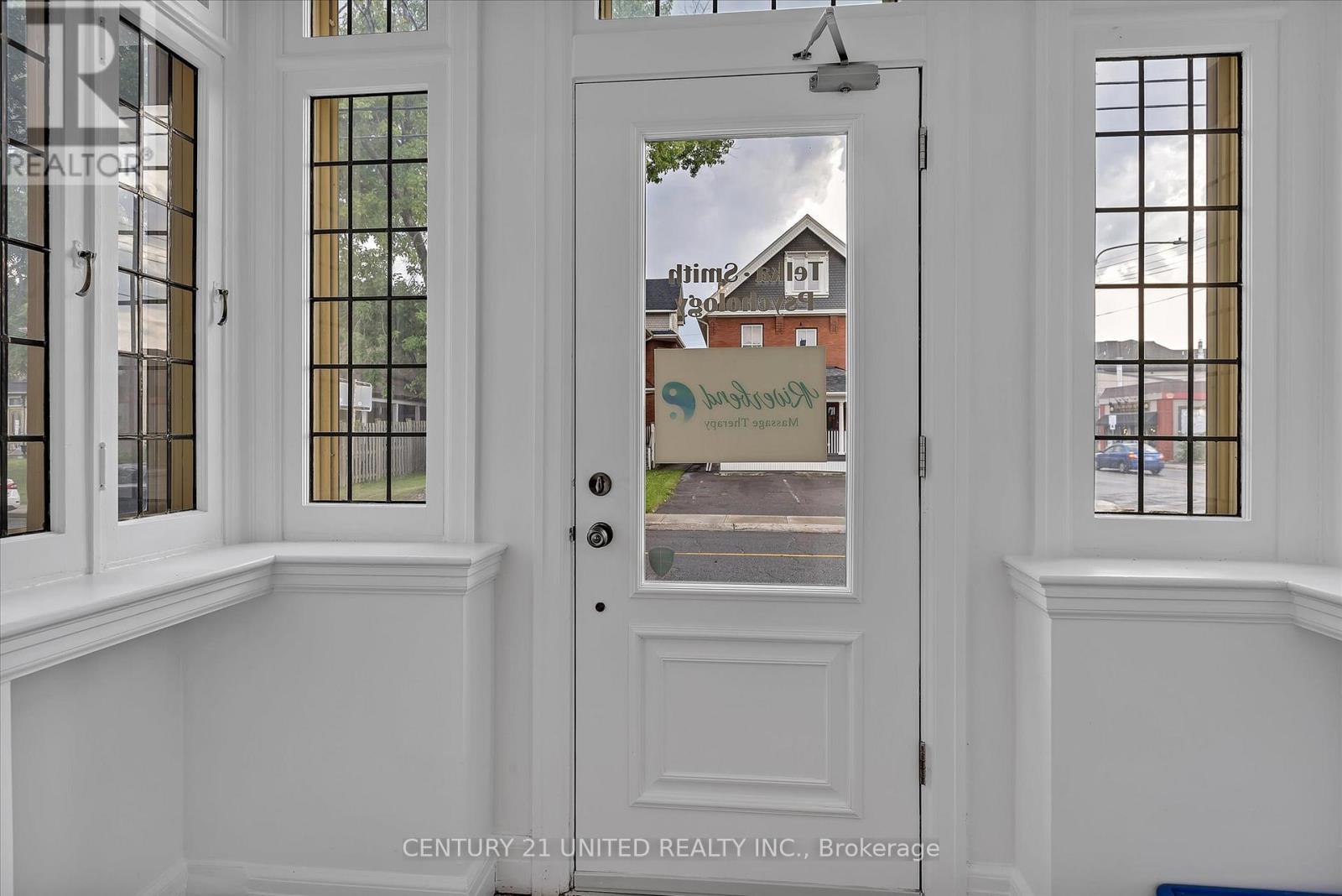 318 Stewart Street, Peterborough (Town Ward 3), ON