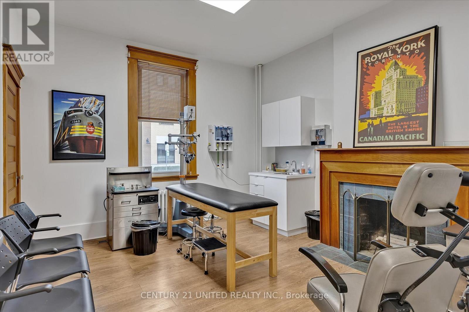 318 Stewart Street, Peterborough (Town Ward 3), ON