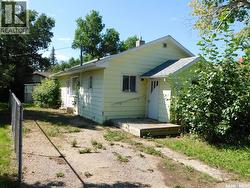 410 6th AVENUE E Assiniboia, SK S0H 0B0