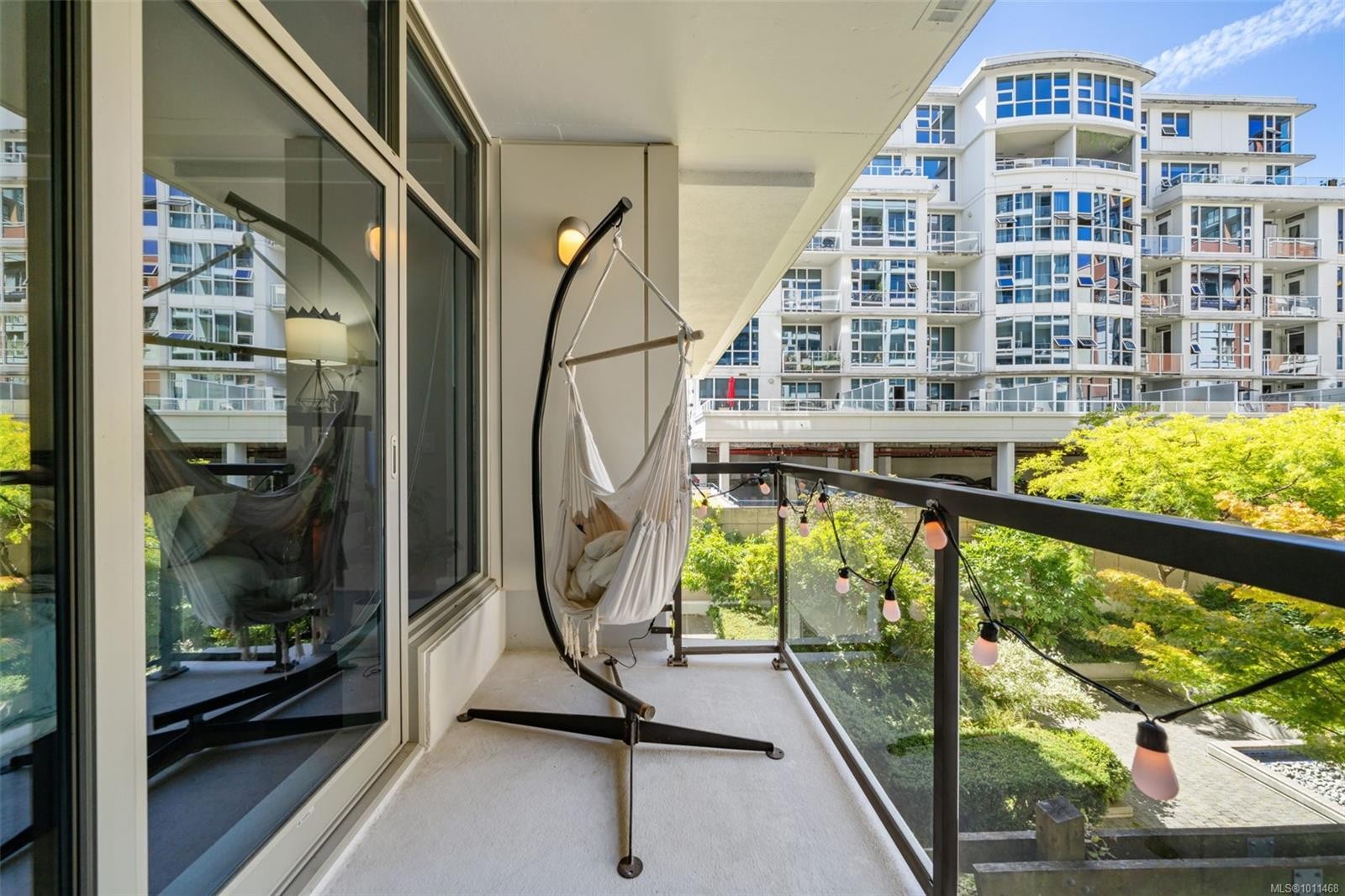 210-845 Yates St, Victoria, BC - Outdoor With Balcony With Exterior