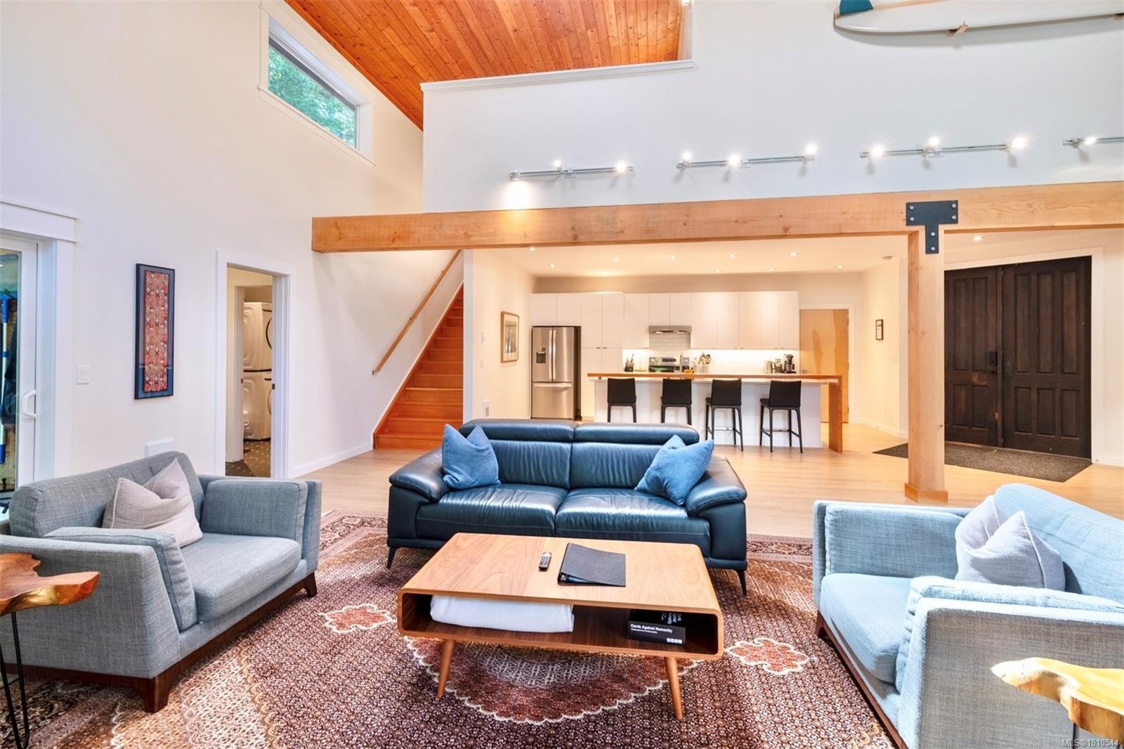 1316 Lynn Rd, Tofino, BC