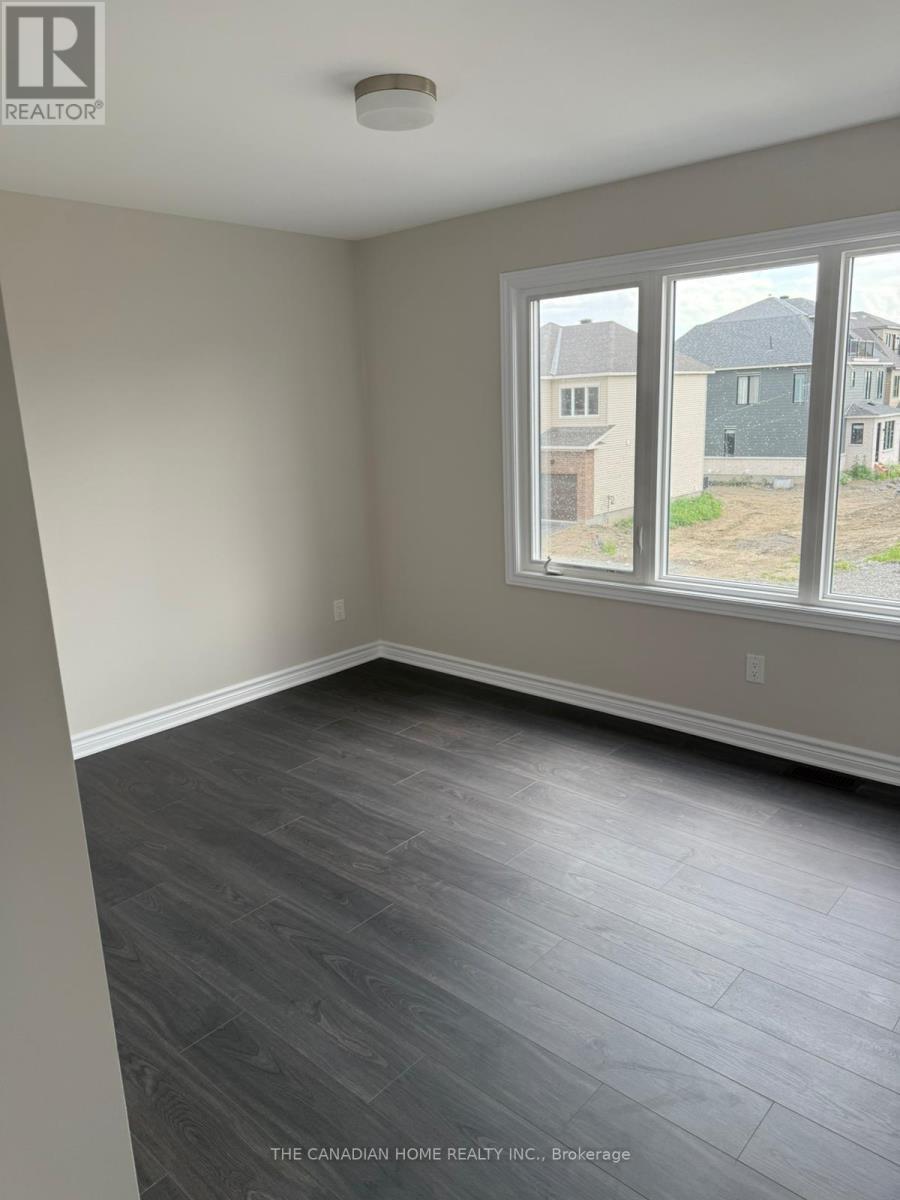 808 Anemone Mews, Ottawa, ON - Indoor Photo Showing Other Room