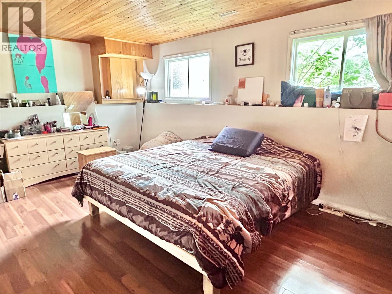 156 Gwillim Crescent, Tumbler Ridge, BC - Indoor Photo Showing Bedroom