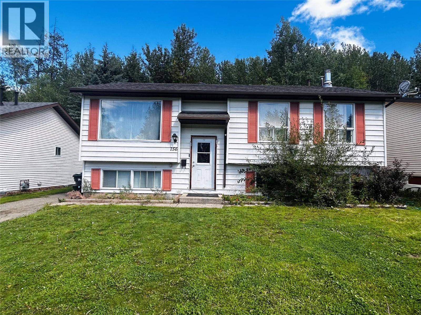 156 Gwillim Crescent, Tumbler Ridge, BC - Outdoor