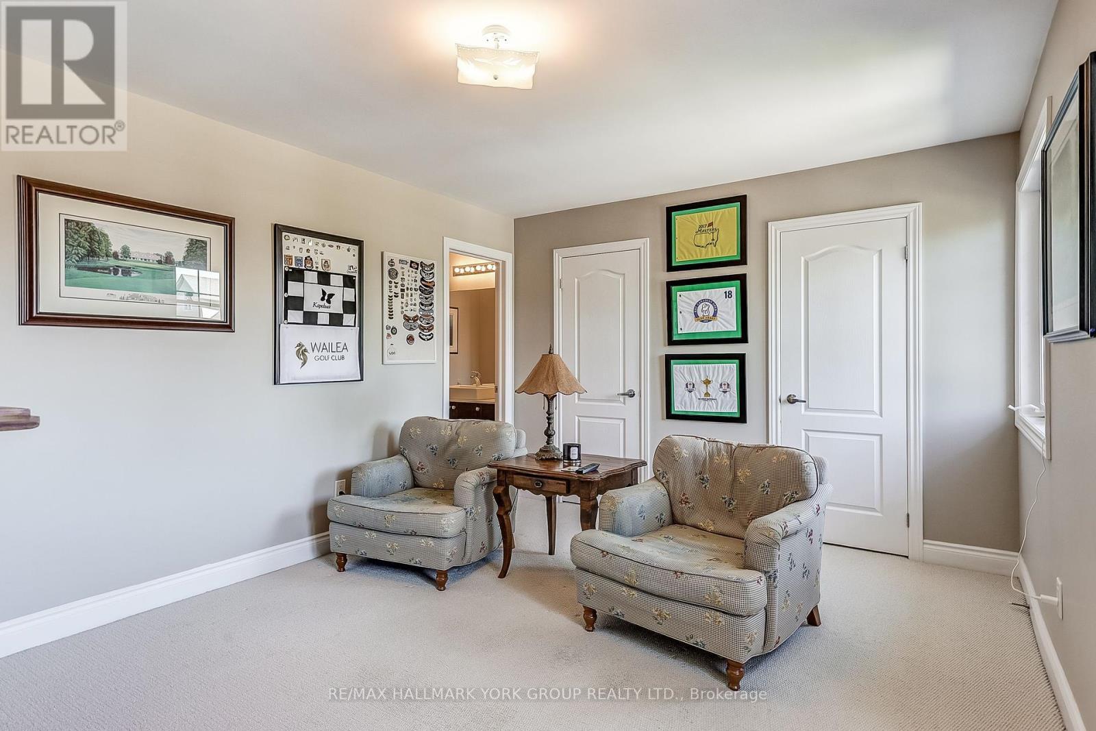 1022 Sherman Brock Circle, Newmarket, ON - Indoor