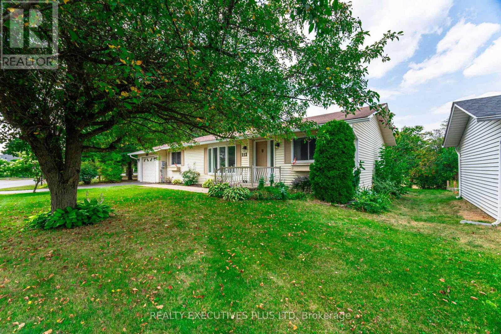 112 Tecumseth Pines Drive, New Tecumseth, ON - Outdoor